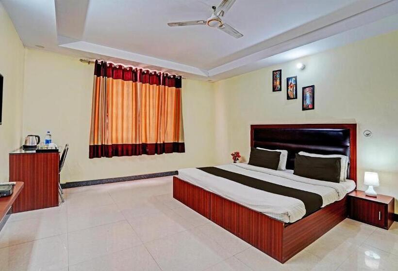 酒店 Ananya Royals By Oyo Rooms