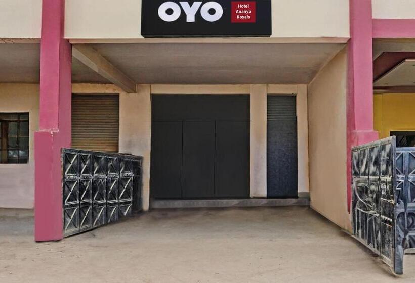酒店 Ananya Royals By Oyo Rooms
