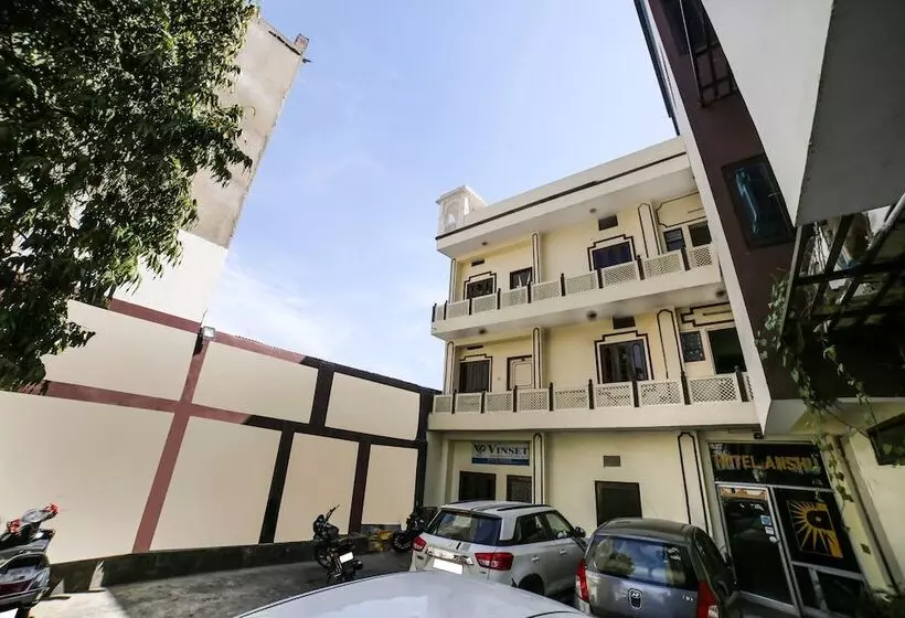 هتل Anshu By Oyo Rooms