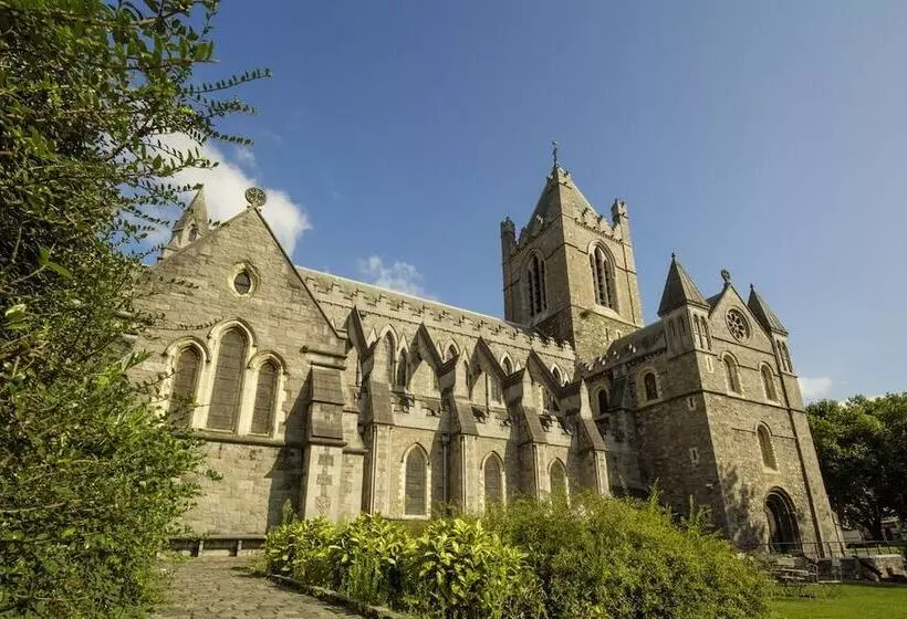 هتل Moxy Dublin City