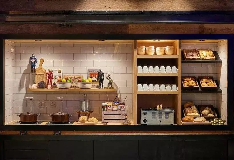 هتل Moxy Dublin City