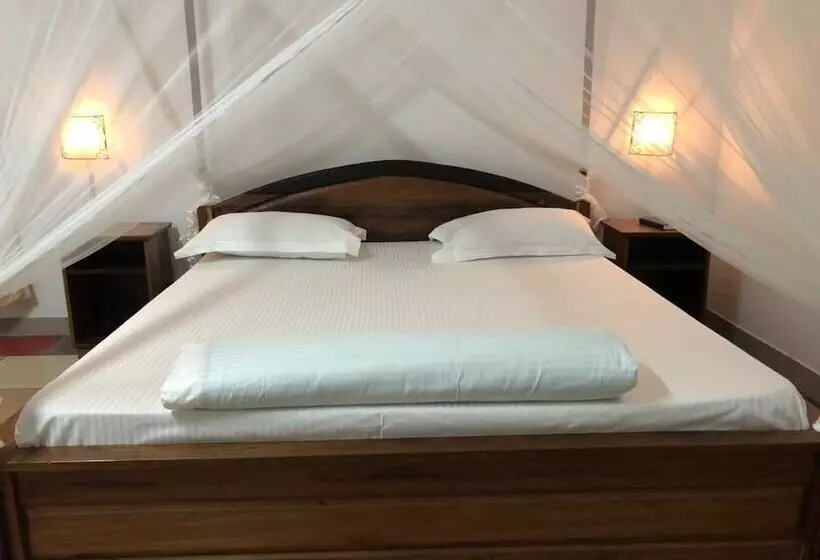 هتل Restaurant Les Cocotiers Morondava