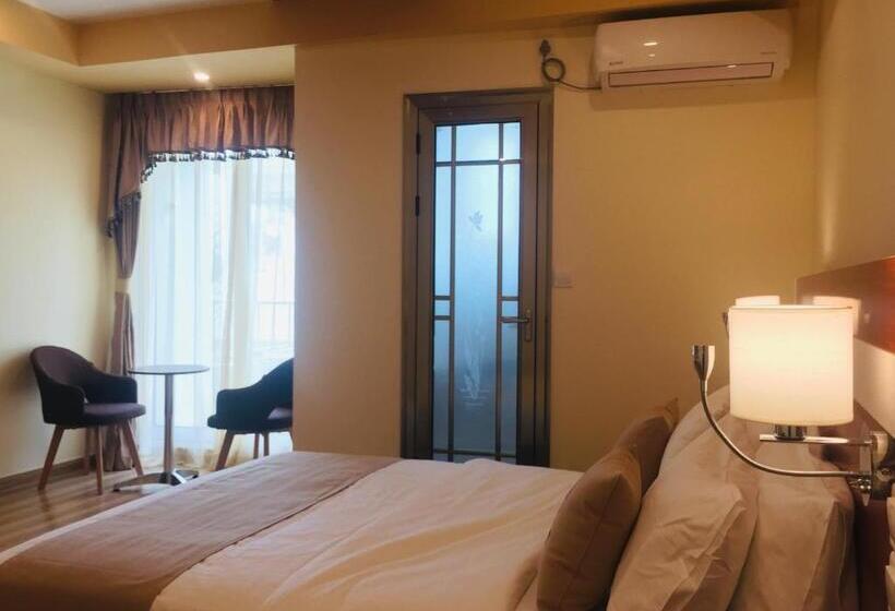 هتل Rosemary Boutique