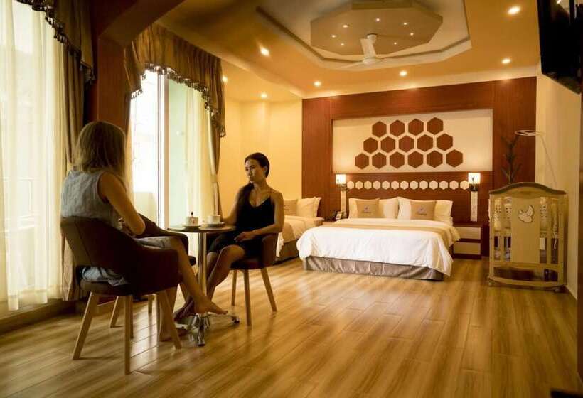 هتل Rosemary Boutique