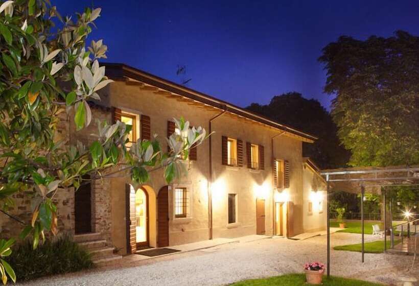 فندق ريفى Agriturismo Pieve S. Nicolò