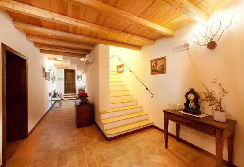 فندق ريفى Agriturismo Pieve S. Nicolò