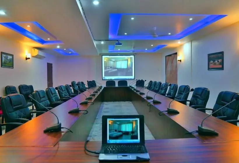 ホテル Rubystone Shiv Vilas Palace