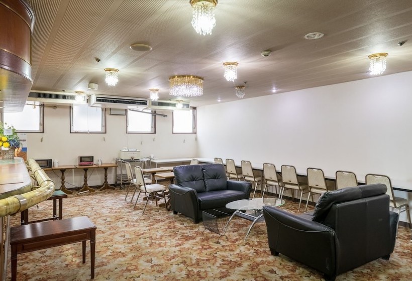 Hotel Toyama Joshi Koen By Oyo Rooms