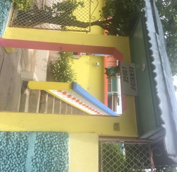 Pensionat Posada Kennedy Place High Life