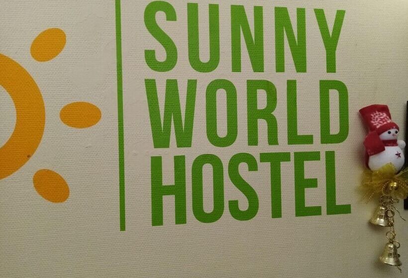 Sunny World Dekabristov Hostel