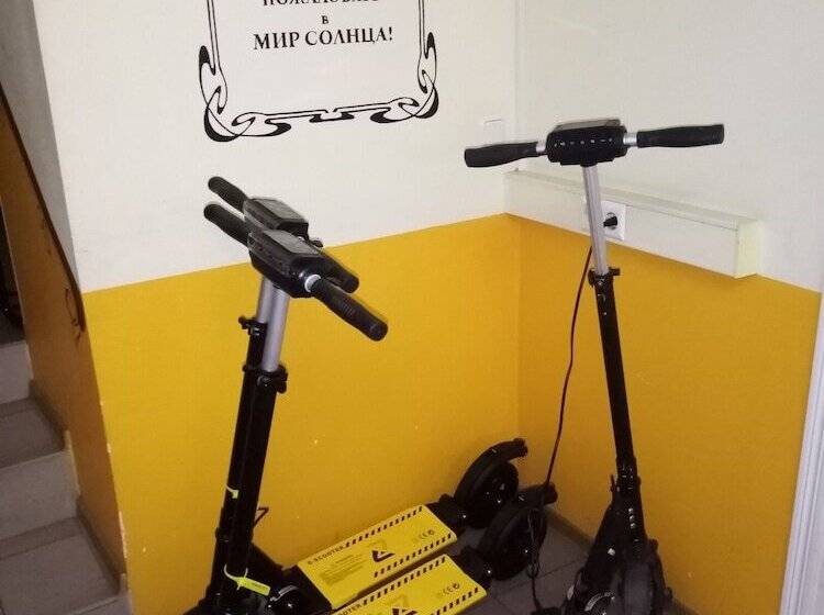 Sunny World Dekabristov Hostel