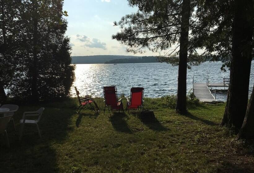 住宿加早餐  La Maison De Ville   Bed & Bistro