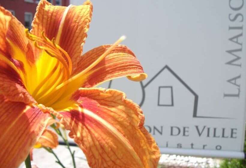 住宿加早餐  La Maison De Ville   Bed & Bistro