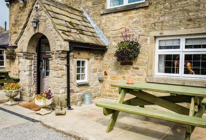 فندق فئة نجمة واحدة The Sawley Arms