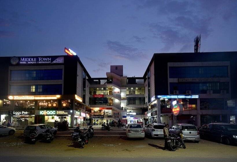 호텔 Middle Town