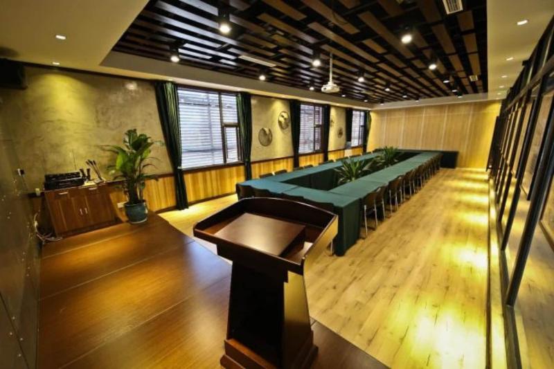 Time Traveller Hotel Near Beijing Panjiayuan Antique Market, Beijing Happy Valley, Cbd, China Zun