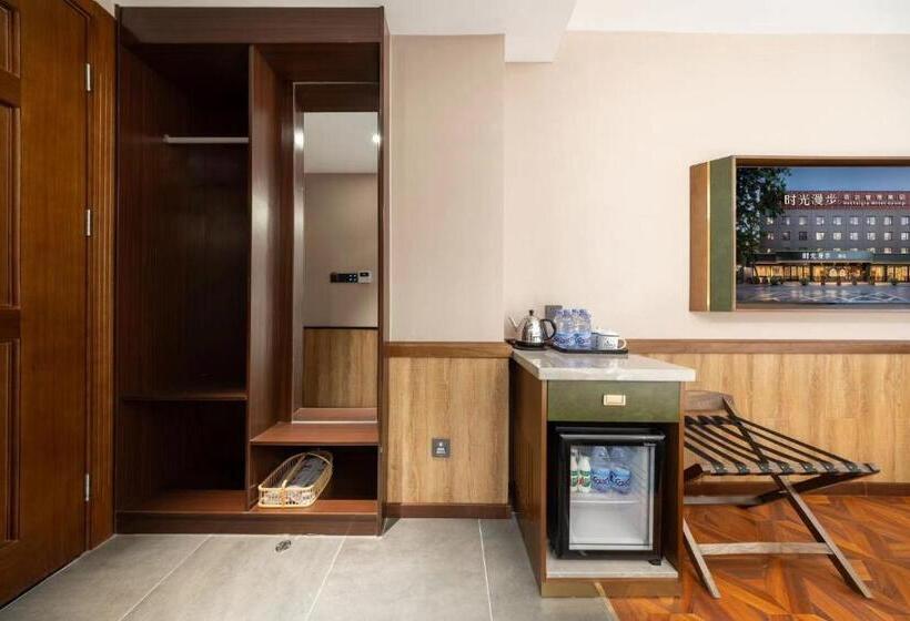 Time Traveller Hotel Near Beijing Panjiayuan Antique Market, Beijing Happy Valley, Cbd, China Zun