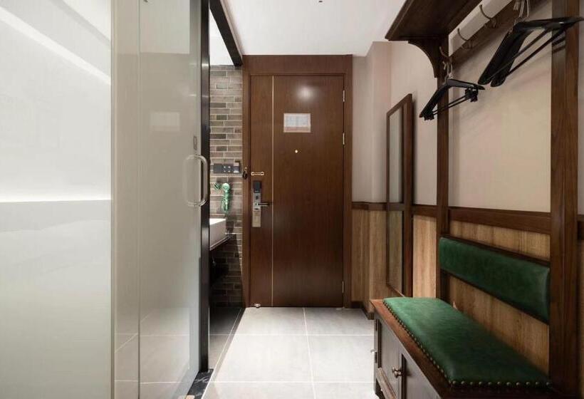 Time Traveller Hotel Near Beijing Panjiayuan Antique Market, Beijing Happy Valley, Cbd, China Zun