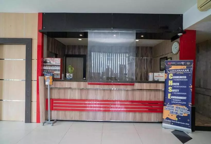 Hotelli Reddoorz Plus Near Uin Banjarmasin