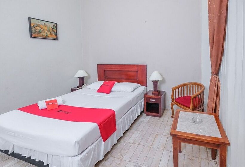 호텔 Reddoorz Plus Near Uin Banjarmasin