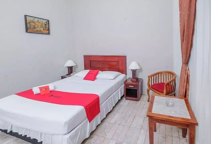 Hotelli Reddoorz Plus Near Uin Banjarmasin