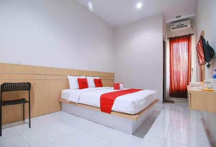 ホテル Reddoorz Syariah Near Universitas Jenderal Soedirman