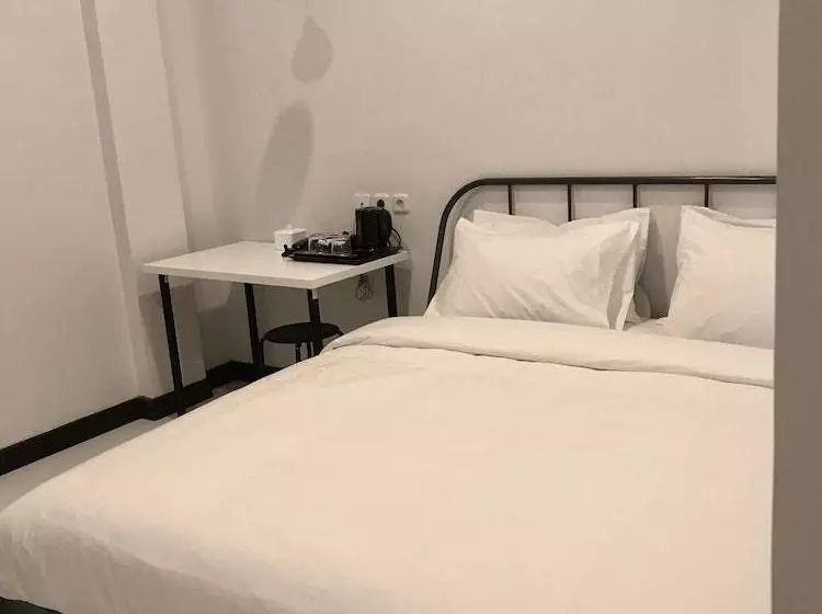 Hotelli The Alexander