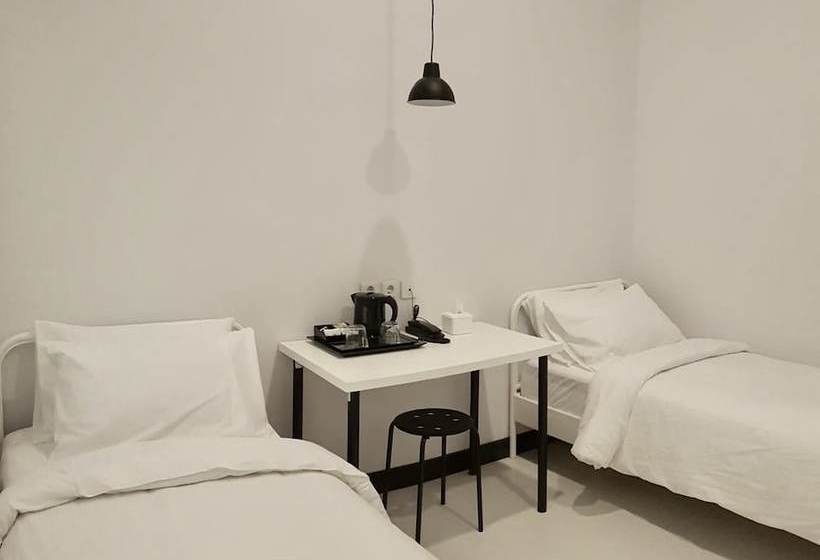 Szálloda The Alexander