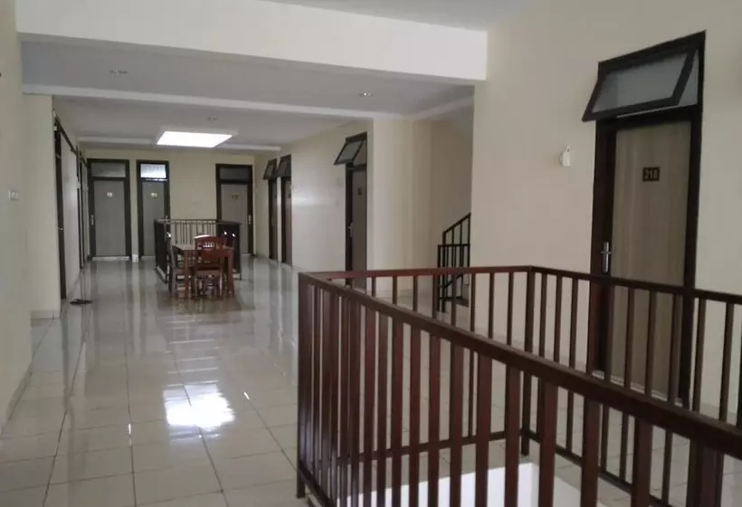 Pensió K15 Exclusive