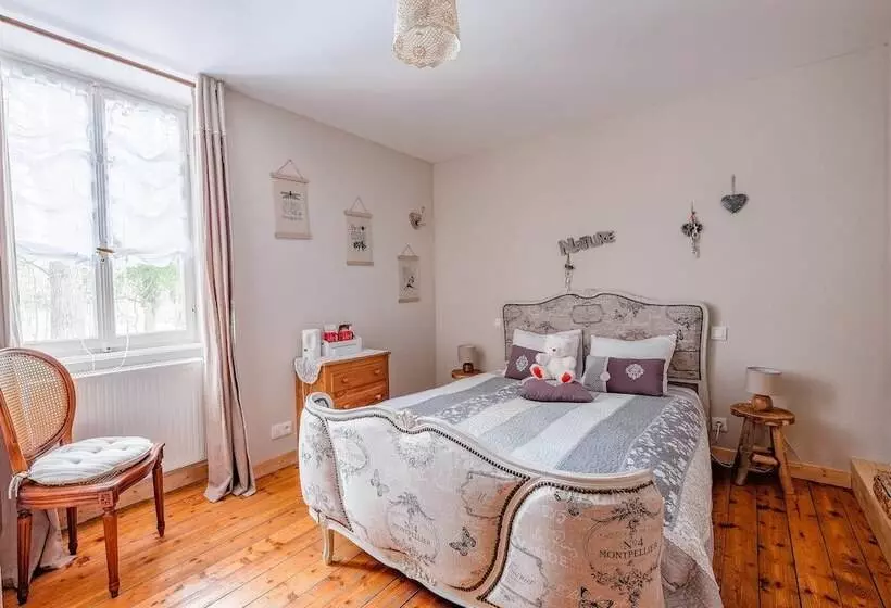 Majatalo Les Iris Chambres D’hôte