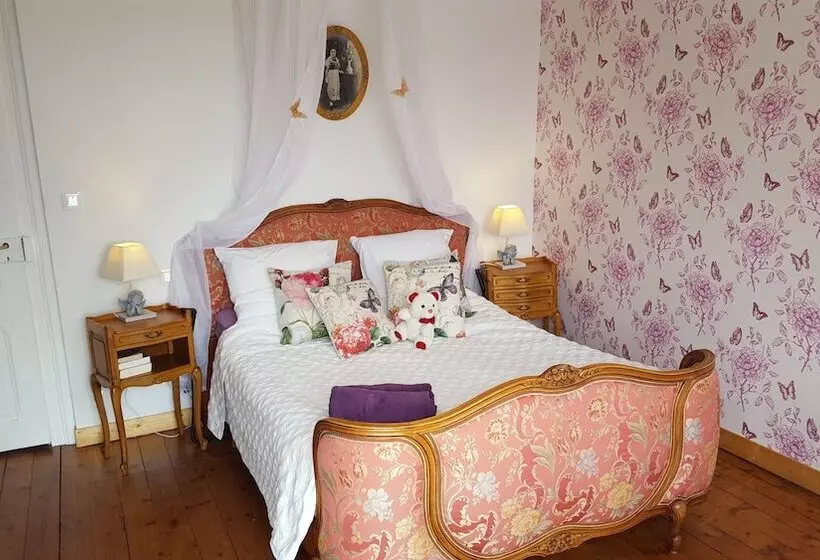 Majatalo Les Iris Chambres D’hôte