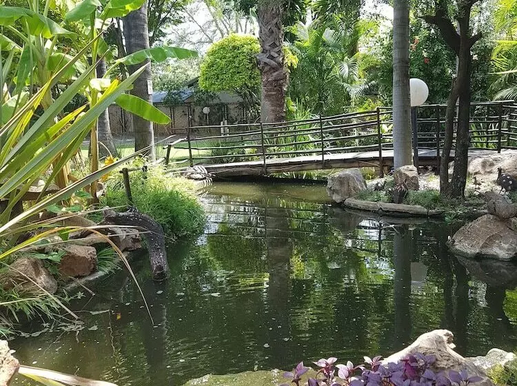 Majatalo Lions Guesthouse