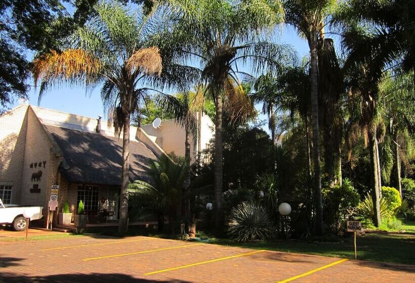 פנסיון Lions Guesthouse