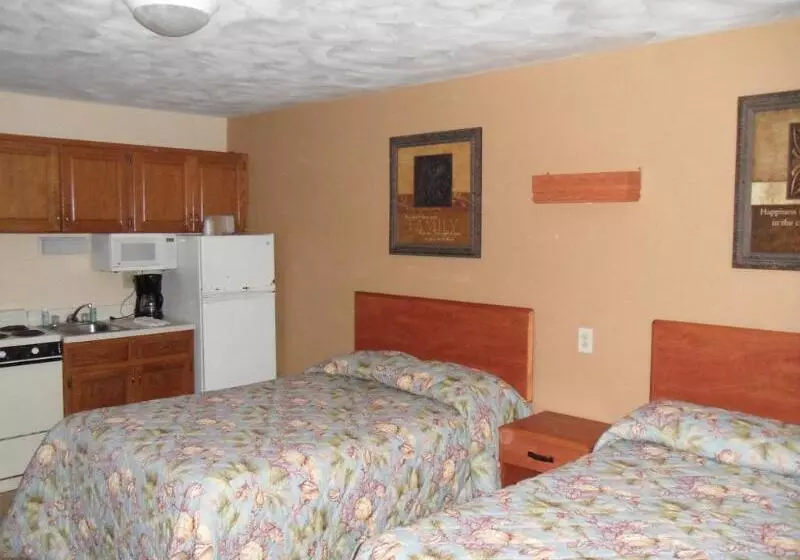 Driftwood Beach Motel