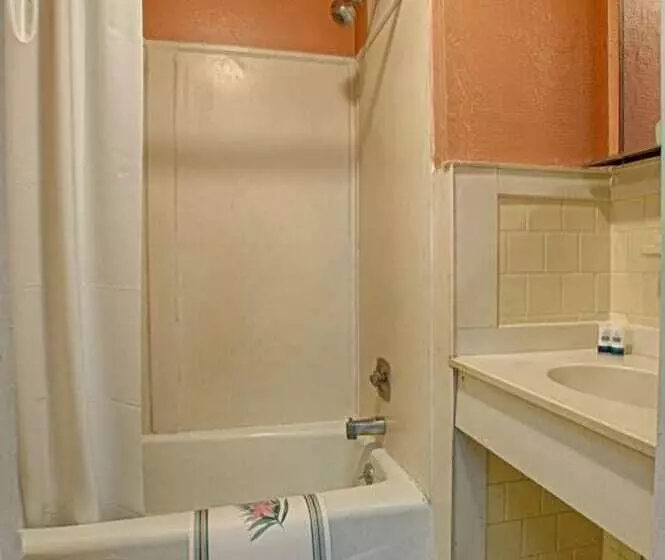 Economy Motel Inn And Suites Somers Point