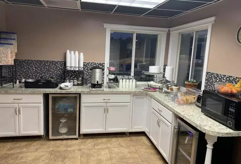 호텔 Americas Best Value Inn Gaylord