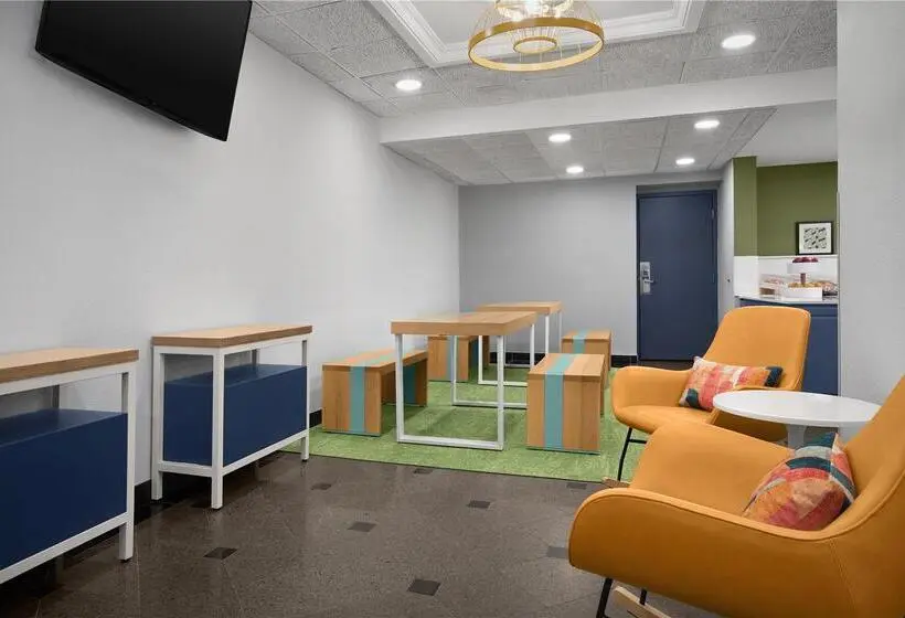 ホテル Comfort Inn Denver East