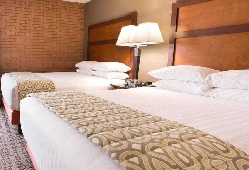 בית מלון כפרי Drury Inn & Suites Jackson Mo