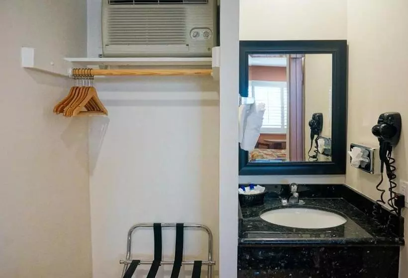 فندق Dunes Inn Sunset