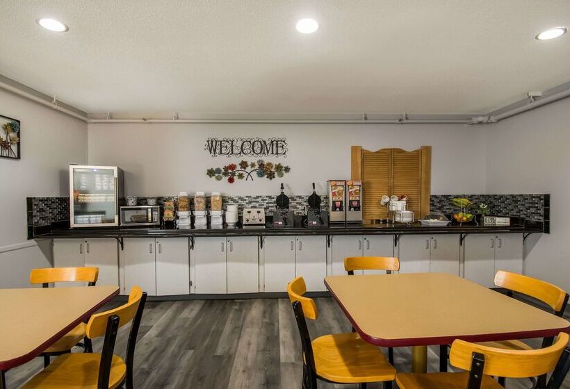 ホテル Econo Lodge Duluth Near Miller Hill Mall