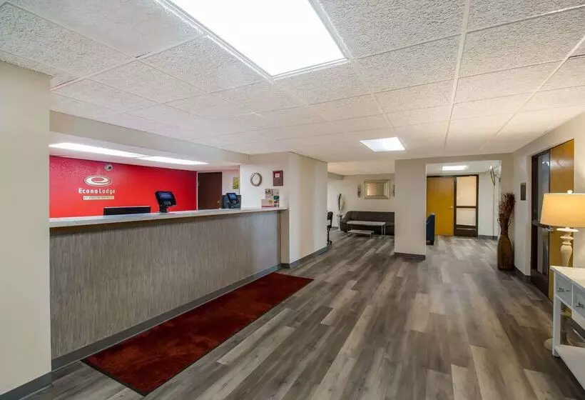 בית מלון כפרי Econo Lodge Duluth Near Miller Hill Mall