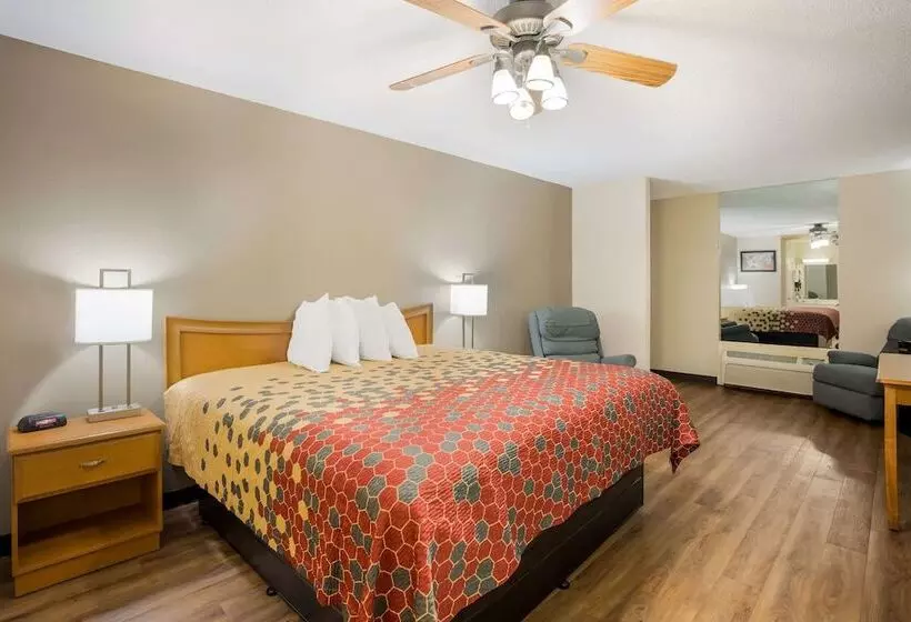 فندق Econo Lodge