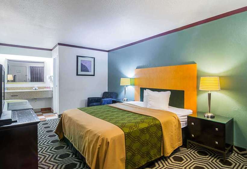 בית מלון כפרי Econo Lodge