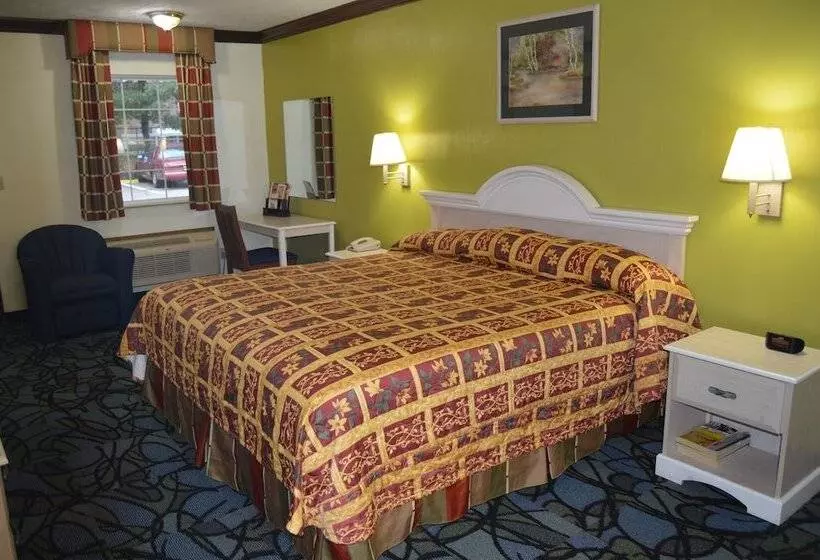 호텔 Economy Inn Cuyahoga Falls