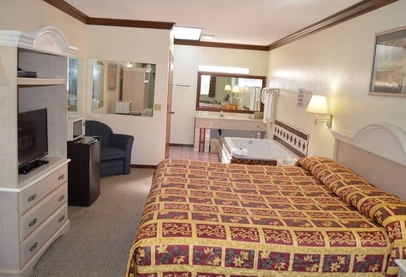 فندق Economy Inn Cuyahoga Falls