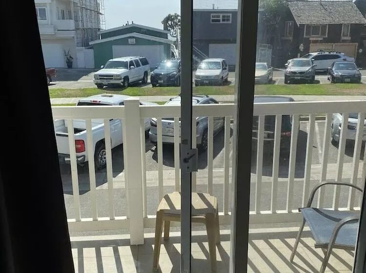 酒店 Ocean Surf Inn & Suites