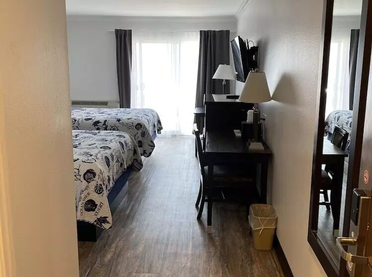 酒店 Ocean Surf Inn & Suites