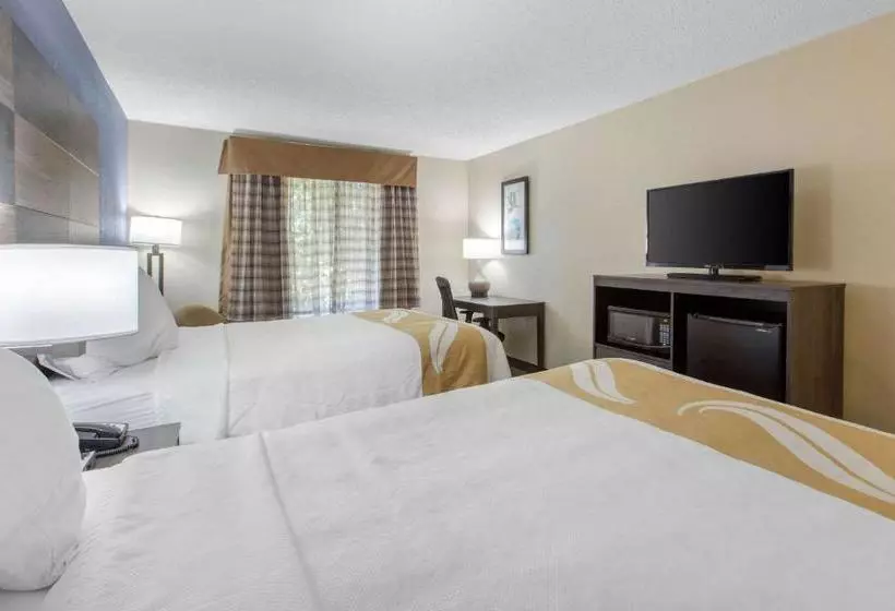 فندق Quality Inn Airportnear Uptown