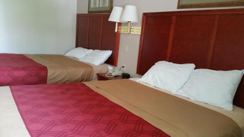 فندق Rodeway Inn Mitchell