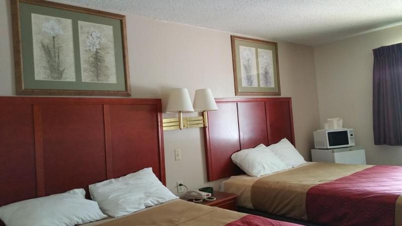 فندق Rodeway Inn Mitchell